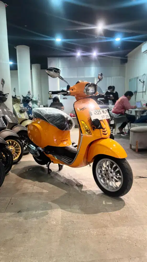 PIAGGIO VESPA SPRINT 150 3V 2014 TERMURAH SE-INDONESIA BERGARANSI 1 TH