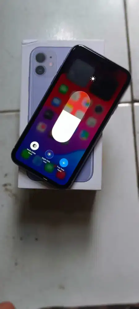 iPhone 11 basic 64GB fullset