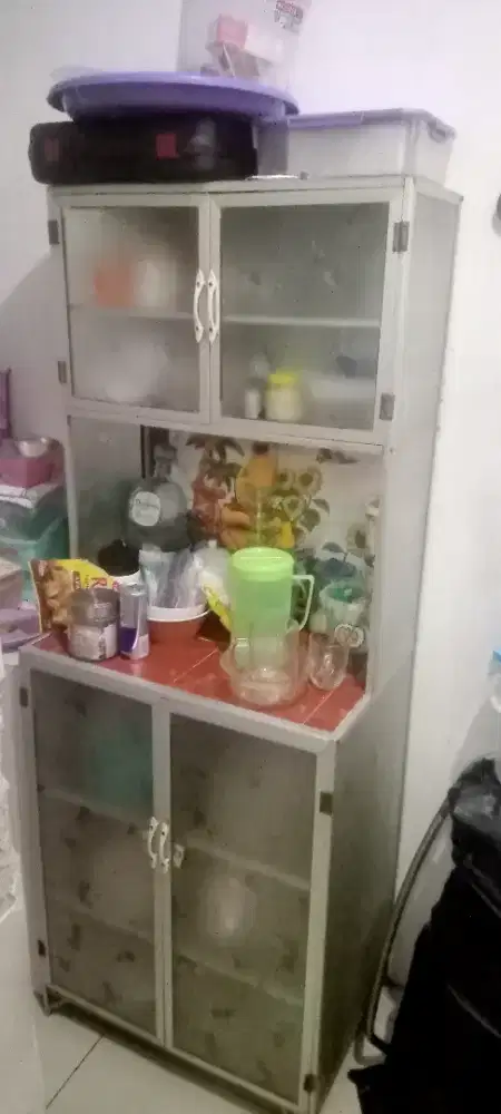 Rak piring seken lok Kemanggisan