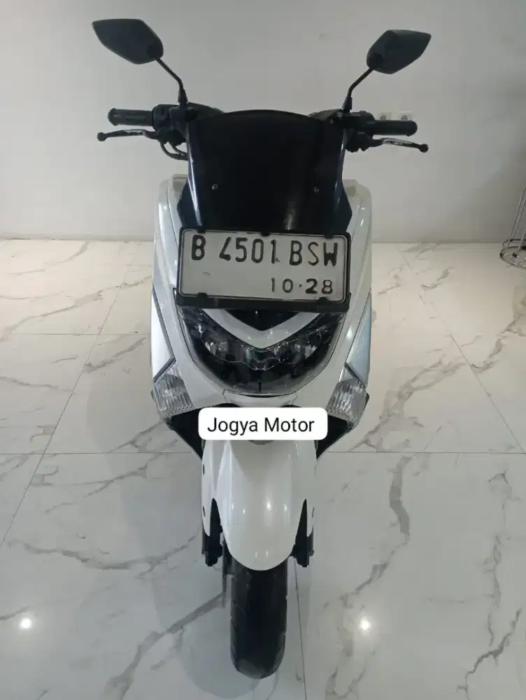A - Yamaha NMAX Tahun 2018
