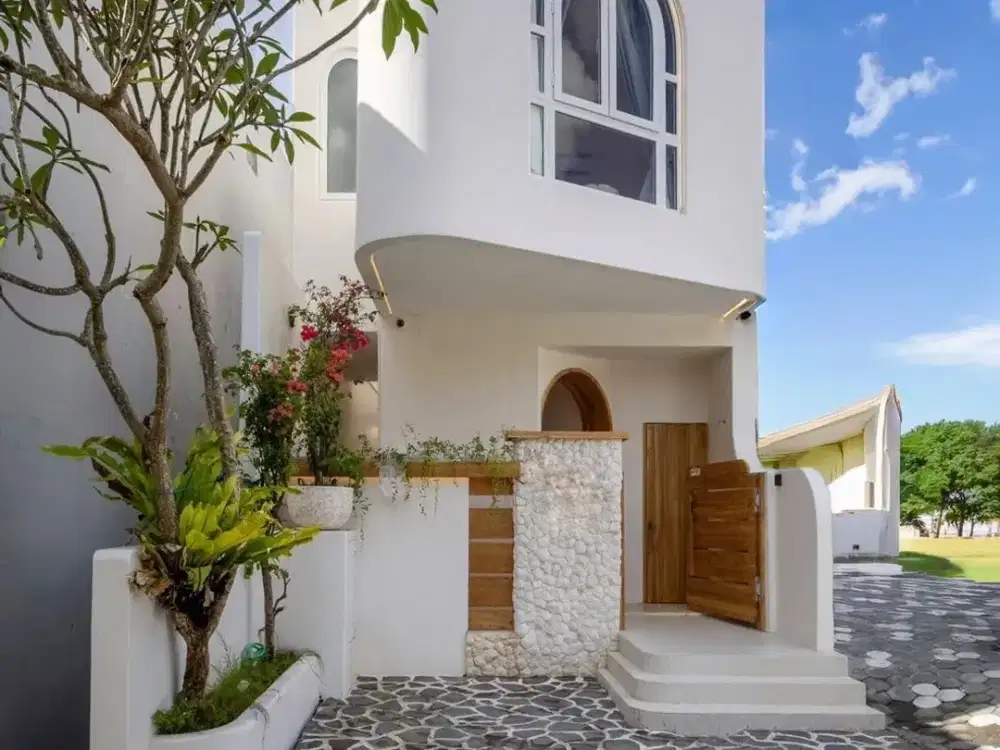 2 Bedroom Villa for sale in Kerobokan, Bali