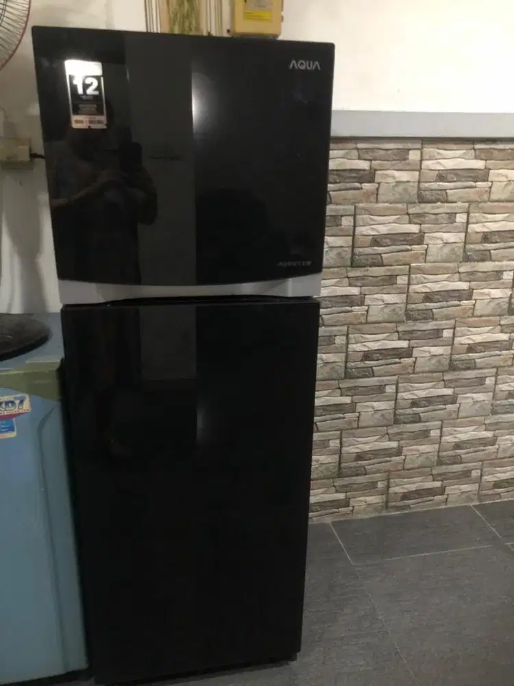 Kulkas Aqua Inverter