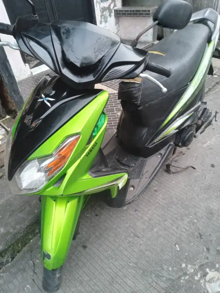 Yamaha xeon karbu 2011