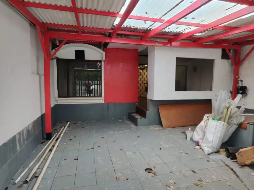 Jual dan Sewa Rumah Siap Huni 2 Lantai Lantai Parkit Janur Kuning Residence Kelapa Gading Jakarta Utara