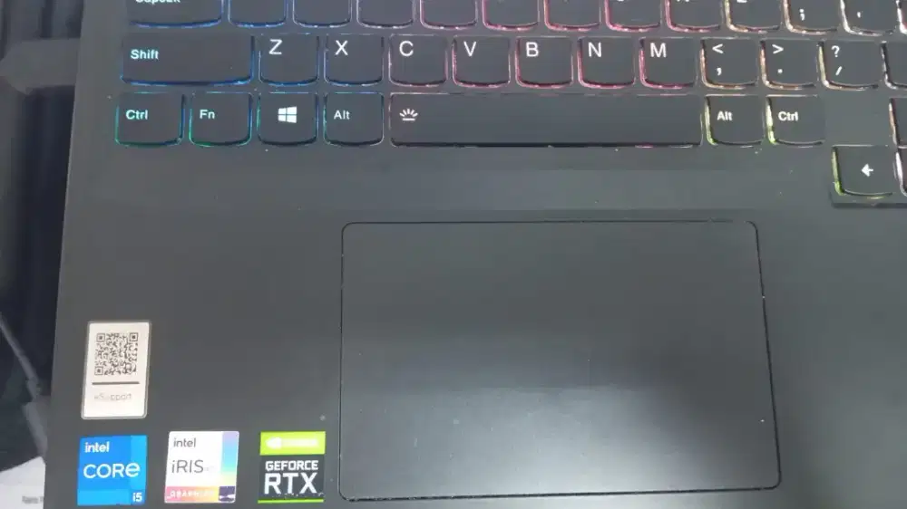 Laptop Lenovo gaming Core i5