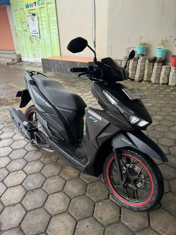 Vario 150 2015 hitam