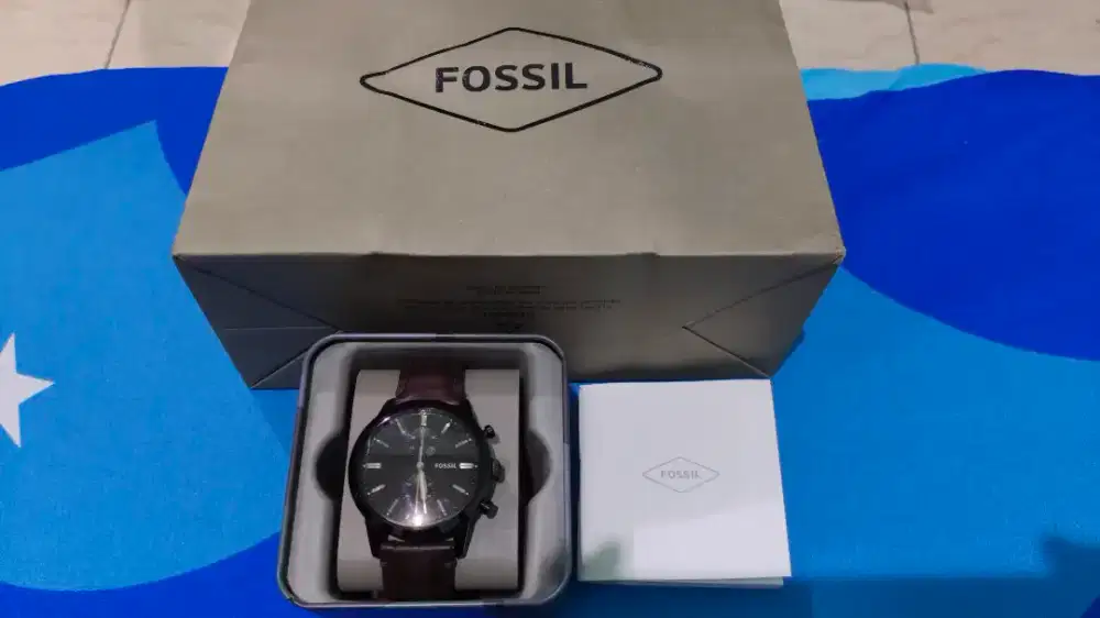 Lelang Jam Tangan Fossil