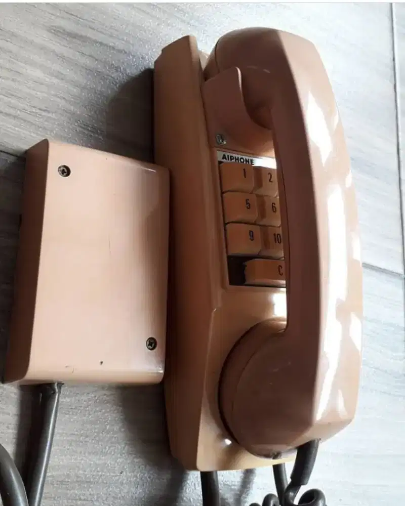 Telephone jadul made Japan