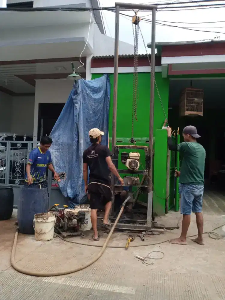 Sumur bor air Bersih
