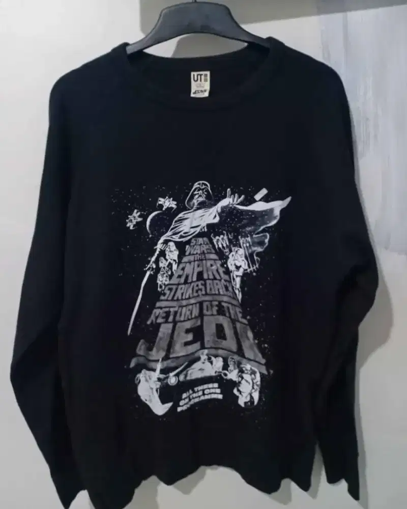 Kaos Uniqlo STARWARS