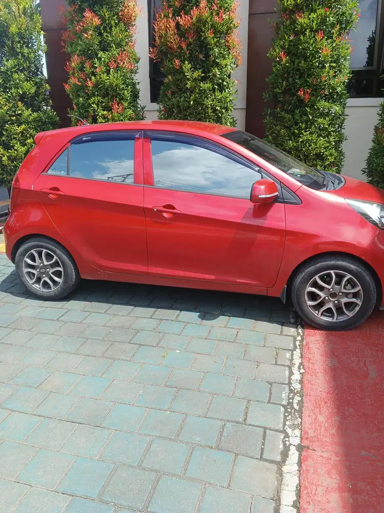 Kia Picanto 2012 Bensin