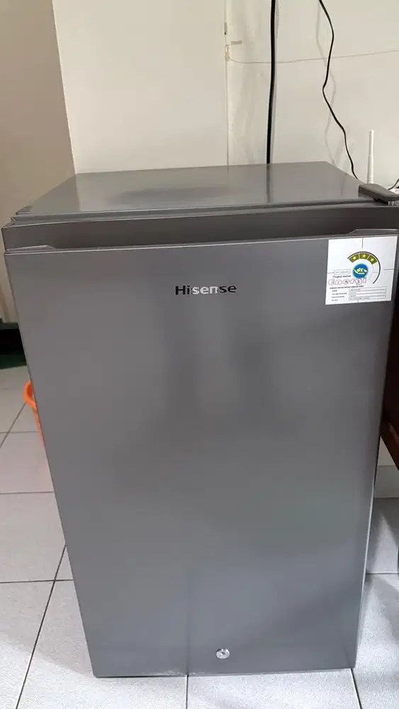 Kulkas hisense 91 Liter 1 pintu mini bar