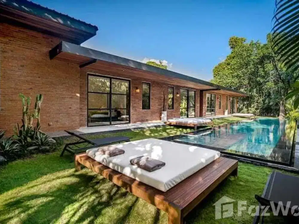 5 Bedroom Villa for sale in Mengwi, Bali