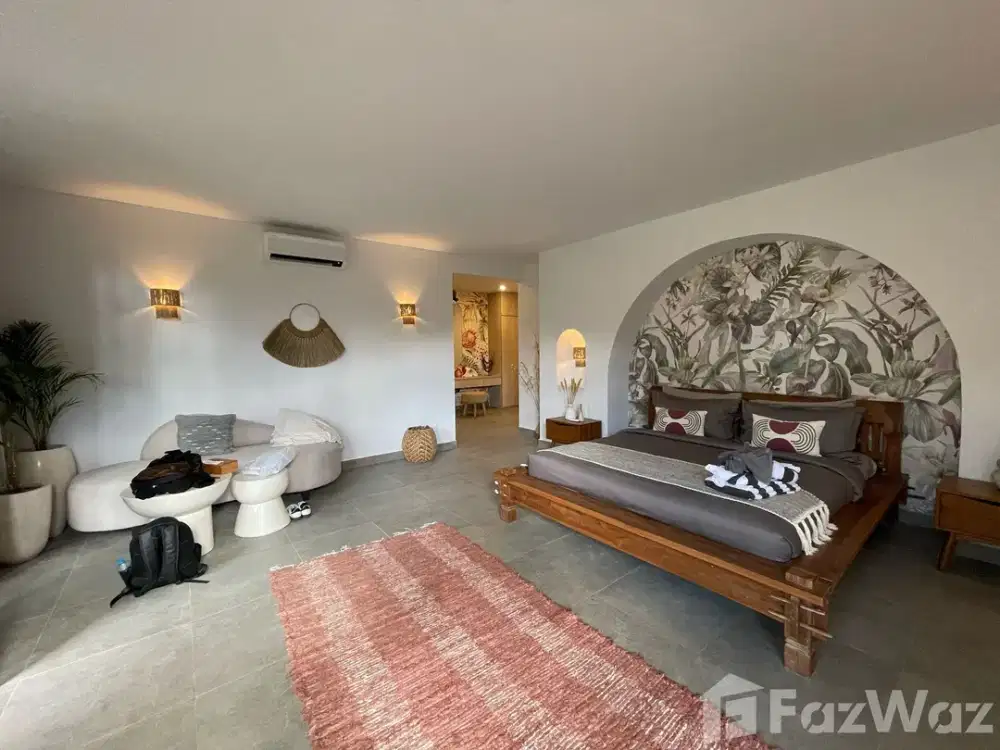 6 Bedroom Villa for sale in Mengwi, Bali