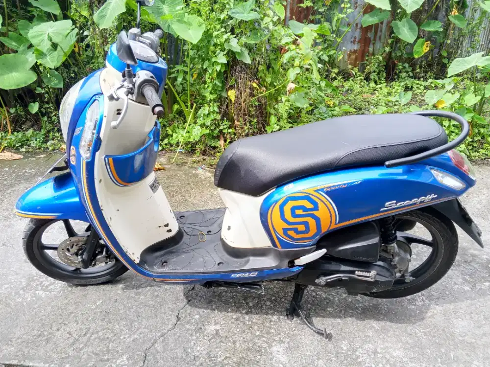 Scoopy 2015 lengkap