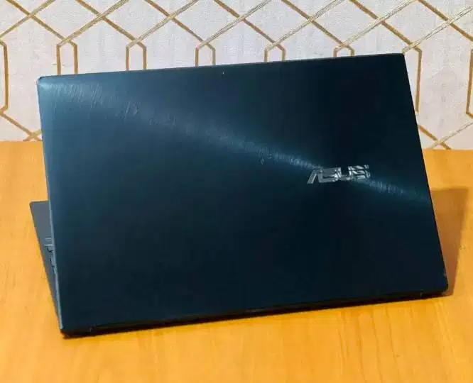 Laptop Asus ZenBook UX425EA Core i7 Gen 11th Ram 16/512Gb murah dent