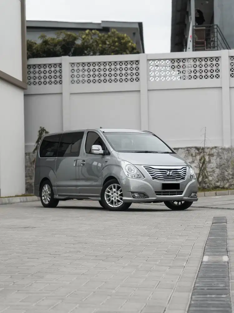 Hyundai H1 Crdi Royale Diesel 2015