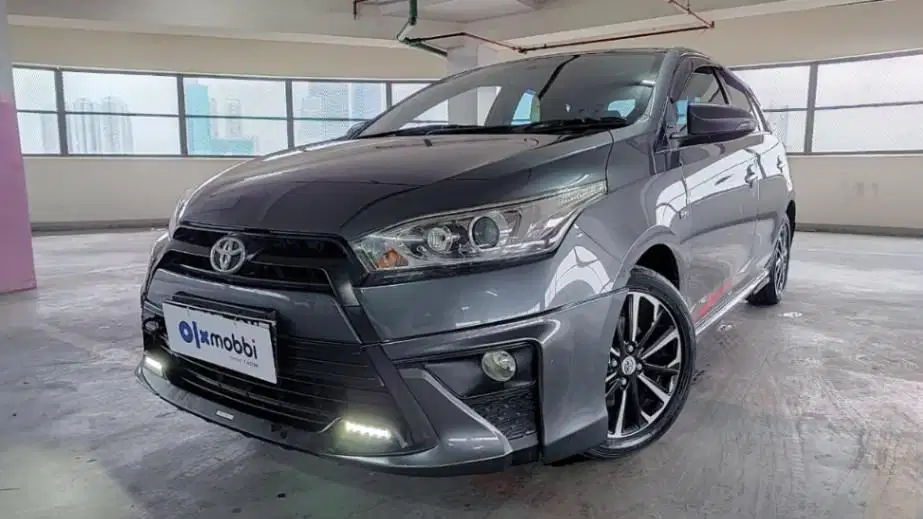 DP 10 JUTA Toyota Yaris 1.5 S Bensin-AT 2016 CYF