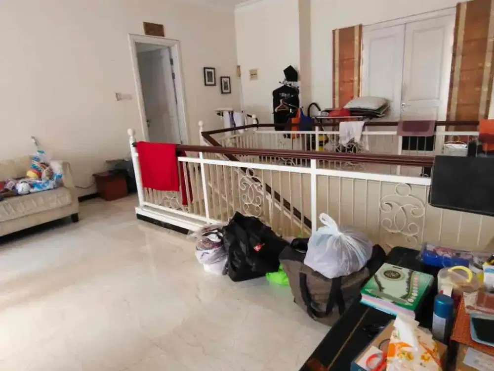 Dijual Rumah di Regency 21 Keputih dekat Araya