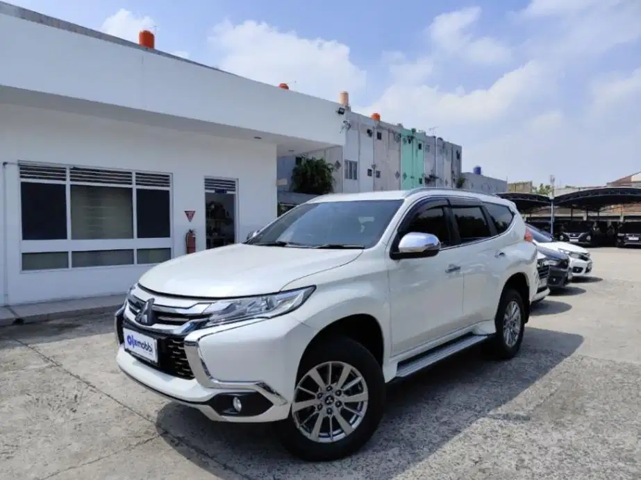 DP Rendah Mitsubishi Pajero Sport 2.5 Exceed 4x2 Solar-AT 2018 PJN
