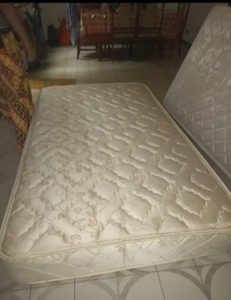 Springbed 2 biji