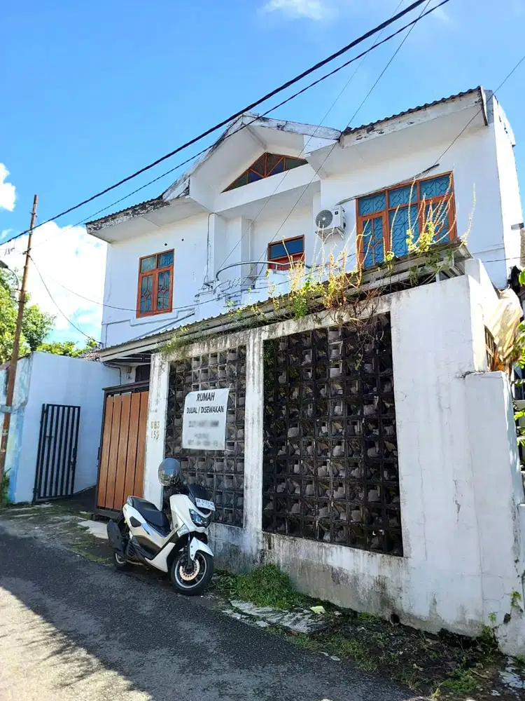 Rumah Luas Tengah Kota dekat Jalan Kusumanegara