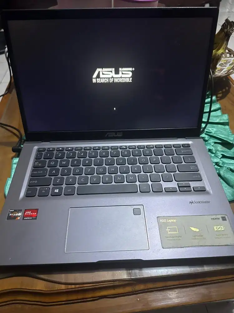 Laptop Asus M415DAO