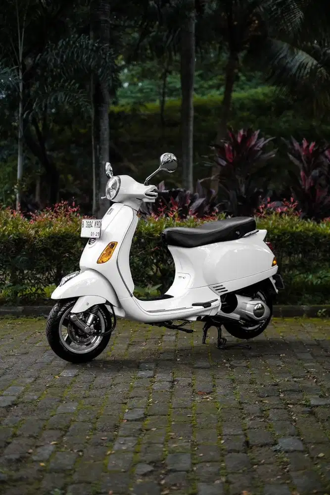 VESPA LX 150 3VIE TAHUN 2013