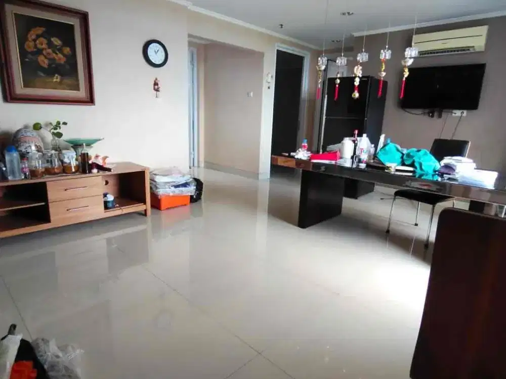 Disewakan Apartemen Kondominium Golf Graha Family Wiyung