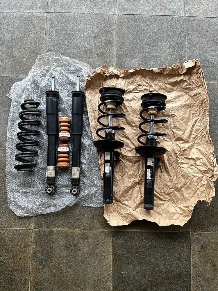 Shock Absorber genuine Volkswagen Golf MK7 2014