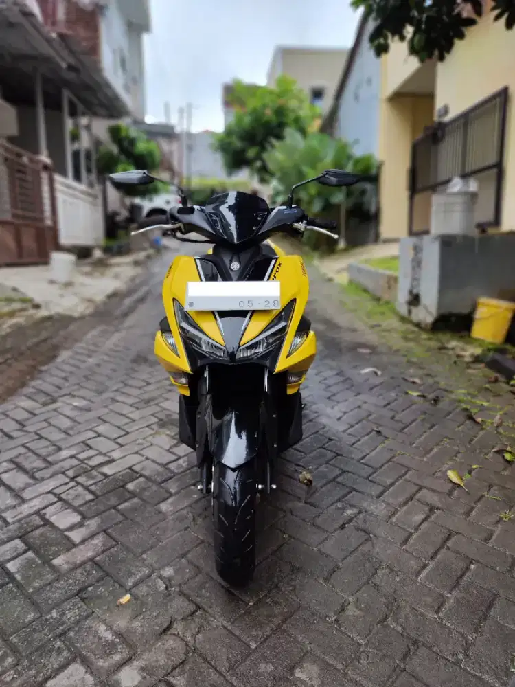 Aerox 155 type R kuning km rendah 12rb