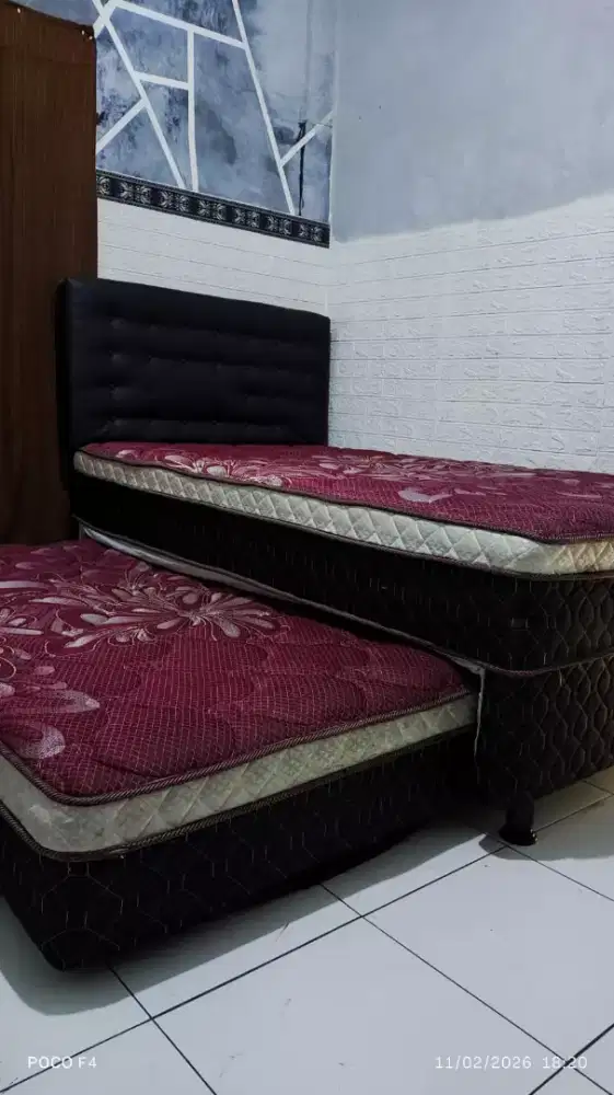 Dijual tempat tidur springbed bekas