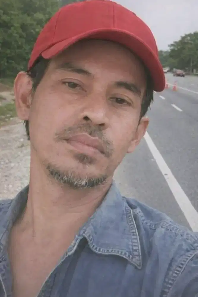 Saya sedang mencari pekerjaan sebagai supir