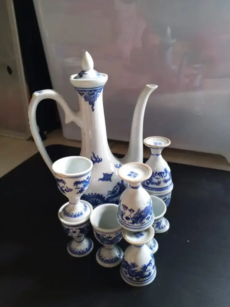 Di jual cramic hiasan buat koleksi rak kaca nya