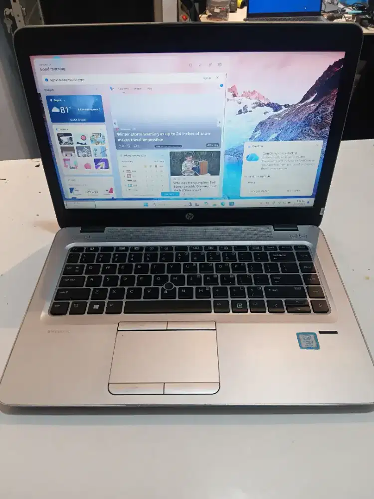 Laptop HP Elitebook 840 g4 Core i7 Gen 7 Mulus Normal No Minus