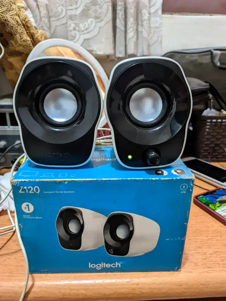 Speaker logitech z120