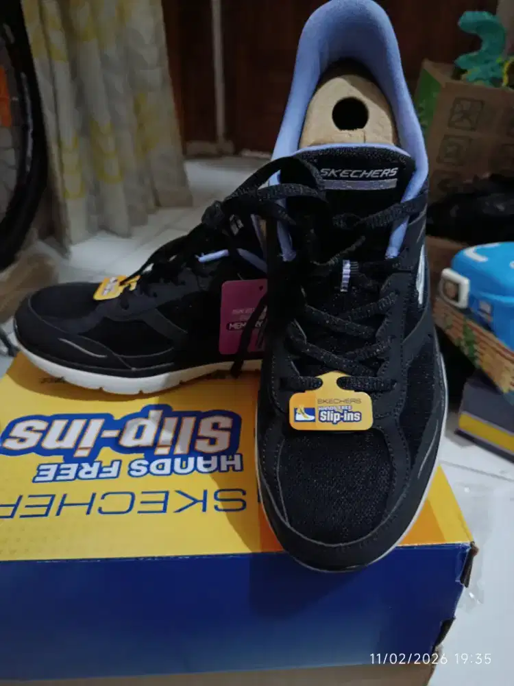 Sketchers women's slip-ins