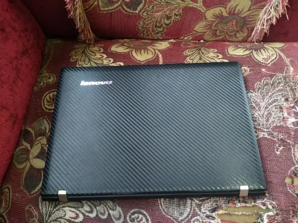 Lenovo E31-70 core i3