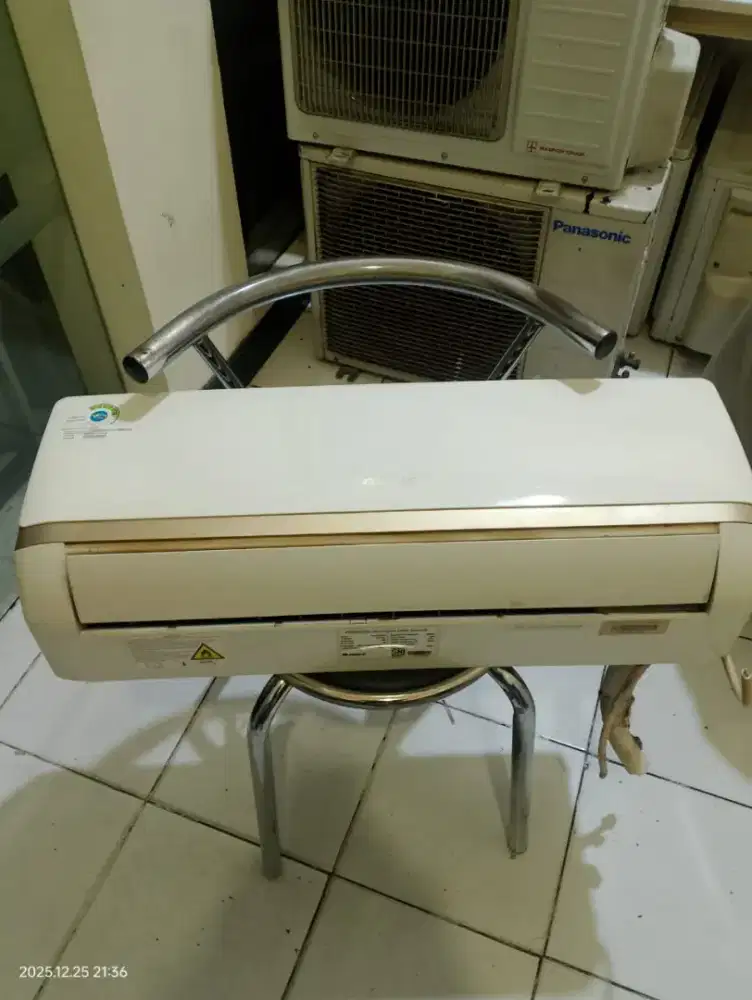 Ac bekas 1/2pk free pasang