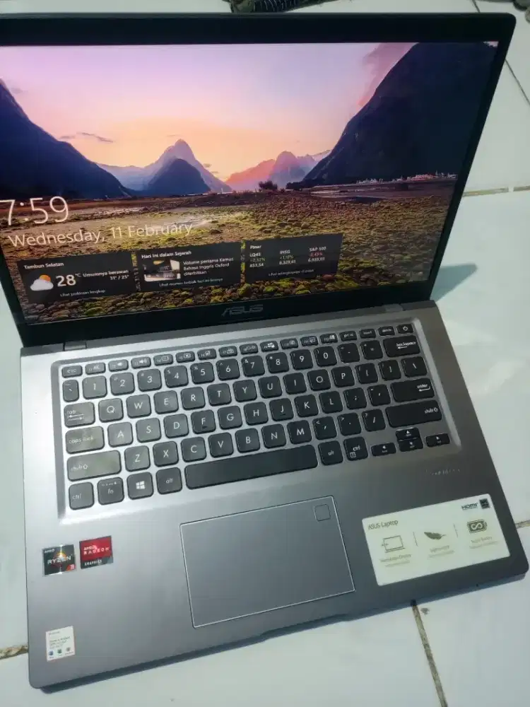 dijual Asus ryzen 3