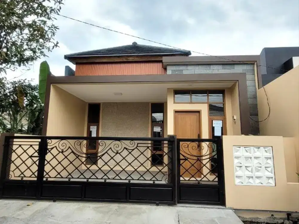 Rumah Dekat Masjid Siap Huni Komplek Mekar Cibiru Bandung Timur