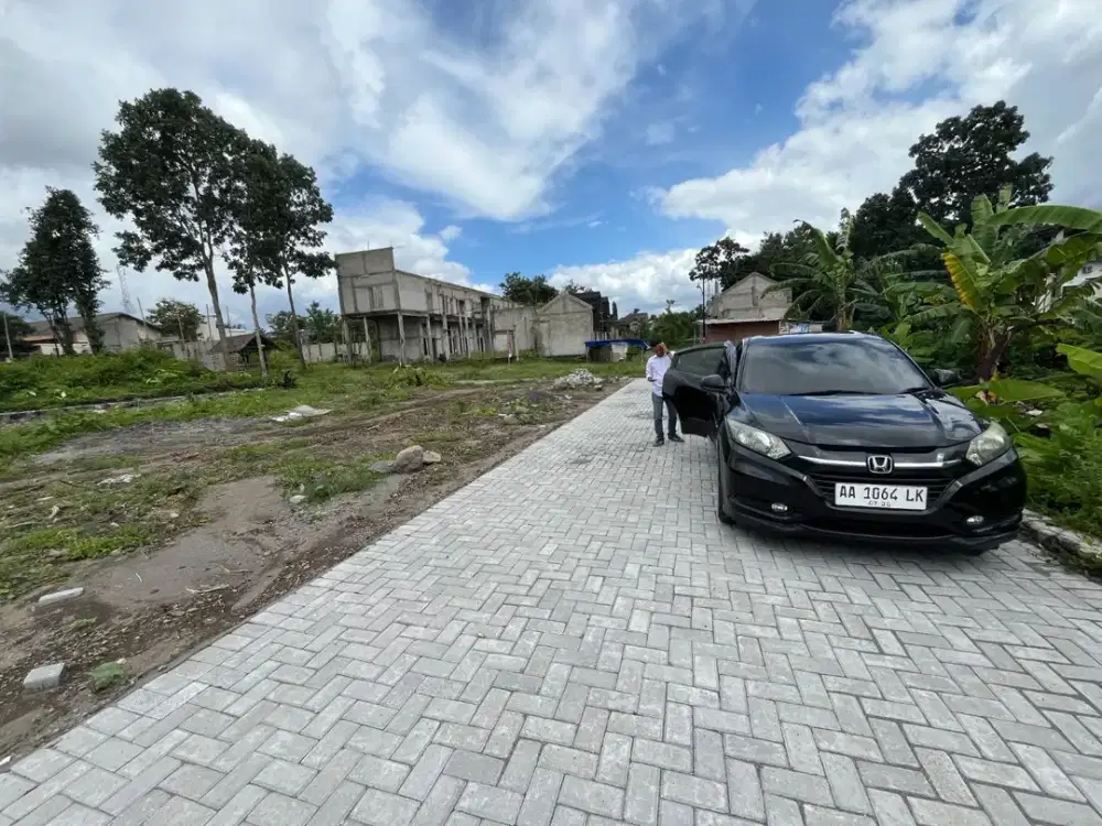 Dekat UII Yogyakarta Kavling Strategis Cocok untuk Kos atau Villa