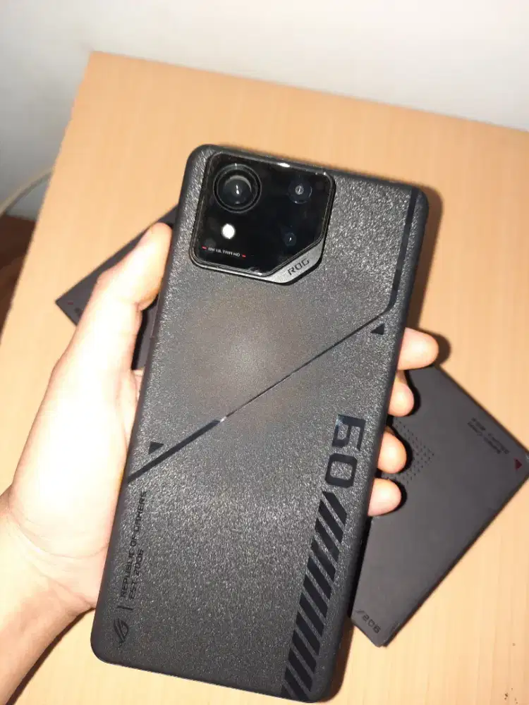 ASUS ROG PHONE 9 FE