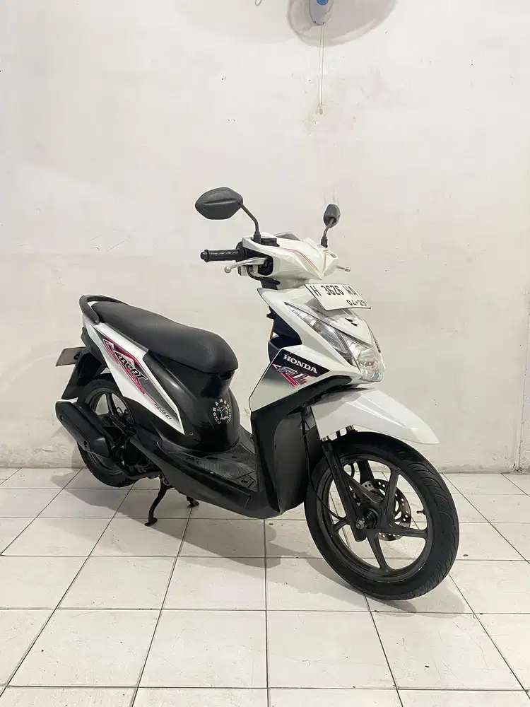 Beat pgm fi 2014 putih