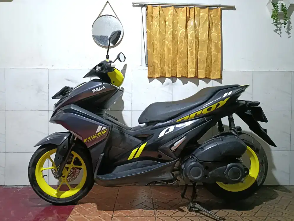 Aerox tahun 2019 low km 29rb warna papororite/tt boleh