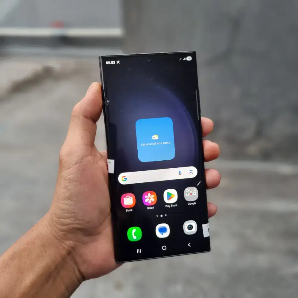 SAMSUNG GALAXY S23 ULTRA SEIN 5G 12/256 GB MINUS RETAK FUNGSI NORMAL