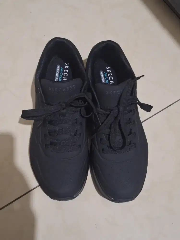 Sepatu Skechers Uno Street Men Black