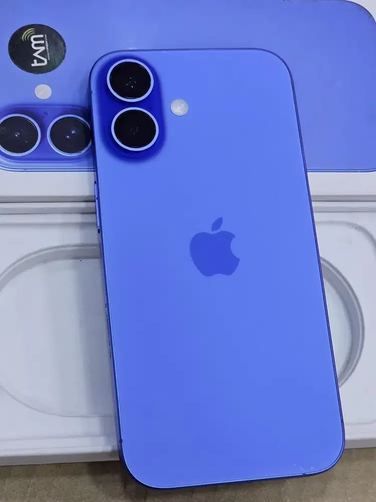 iPhone 16 Plus 256 GB iBox bh 100% Garansi aktif super like new