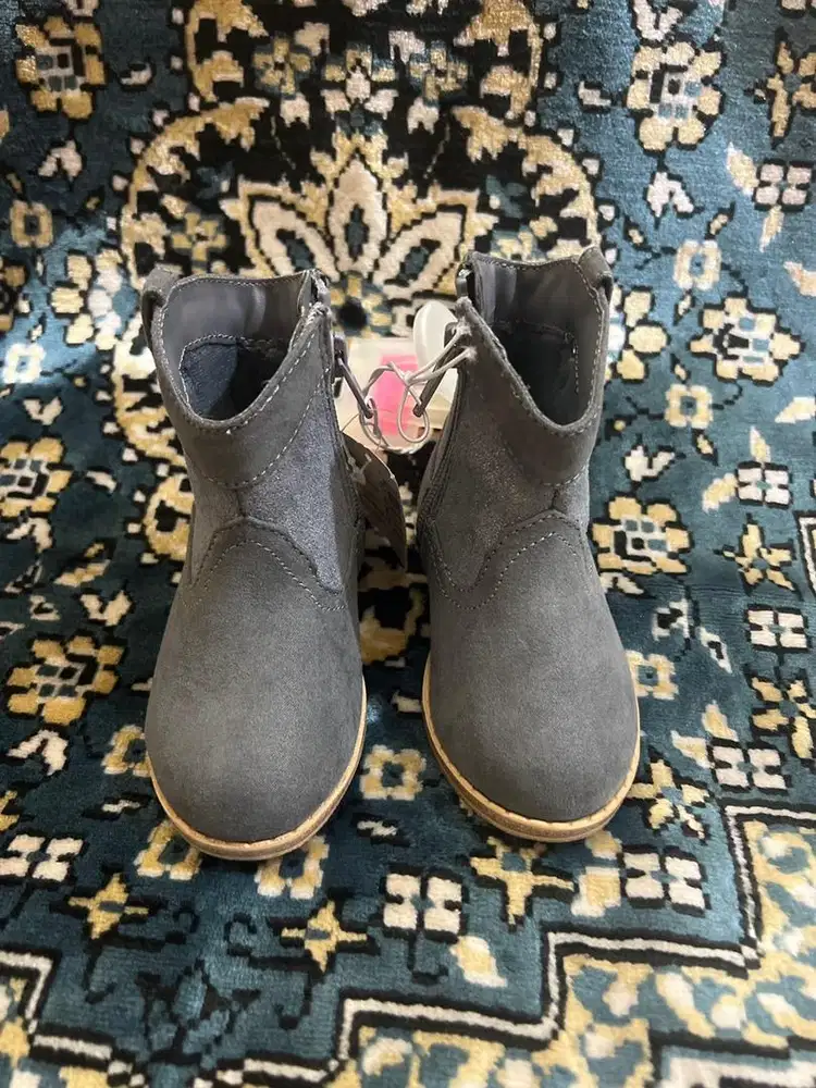 The Children's Place Size 5