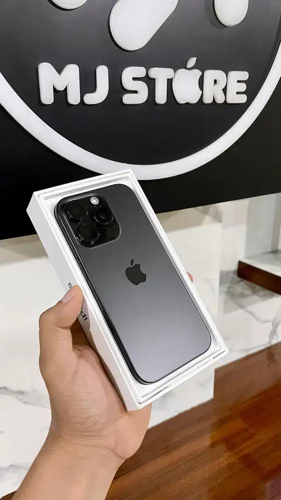 iPhone 16 Pro 128 GB iBox bh 100% Garansi aktif super like new